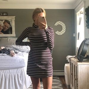 Forever 21 Long Sleeve Dress